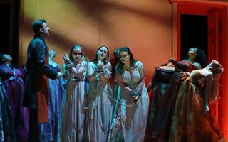 Leah Brzyski (Agave), Rachel Blaustein (Autonoe), Megan Moore (Ino) and the Santa Fe Opera Chorus. Photo Credit: Curtis Brown for the Santa Fe Opera, 2021
