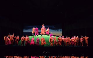 20. Santa Fe Opera Chorus, photo by Curtis Brown for the Santa Fe Opera