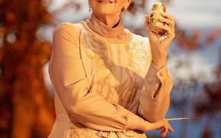 Susan Graham (Larina), by Bronwen Sharp for the Santa Fe Opera