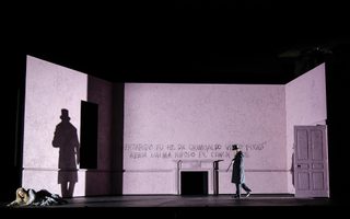 Lucy Crowe (Rodelinda), Anthony Gregory (Grimoaldo), photo by Bronwen Sharp for the Santa Fe Opera